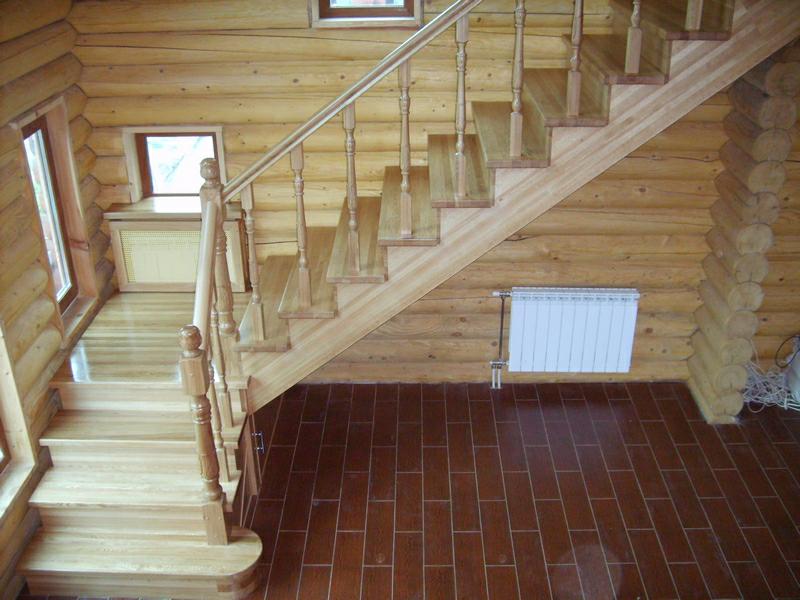 Деревянная лестница под ключ D 1020