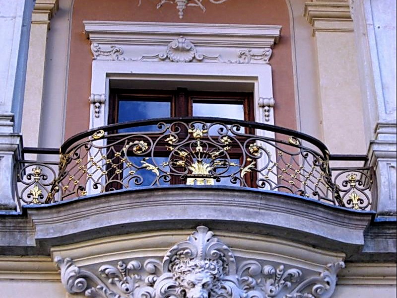 Кованые балконные ограждения N 4003