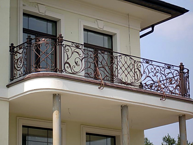 Кованые балконные ограждения N 4021