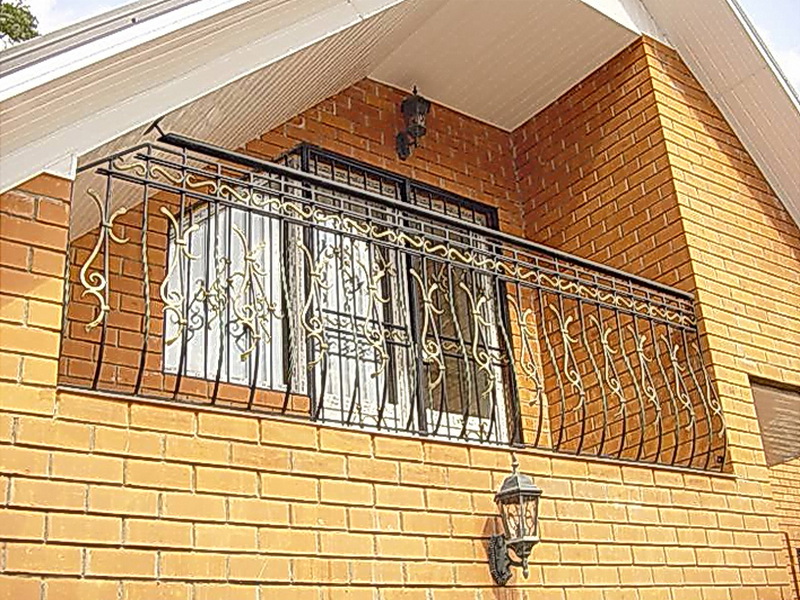 Кованые балконные ограждения N 4042