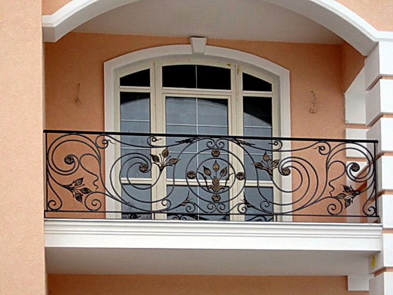 Кованые балконные ограждения N 4049