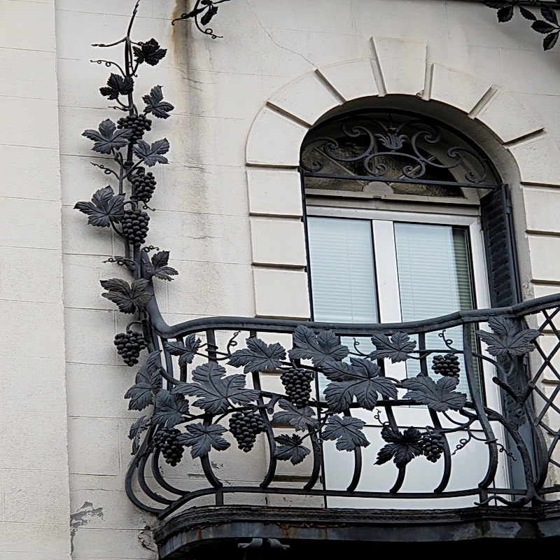 Кованые балконные ограждения N 4107