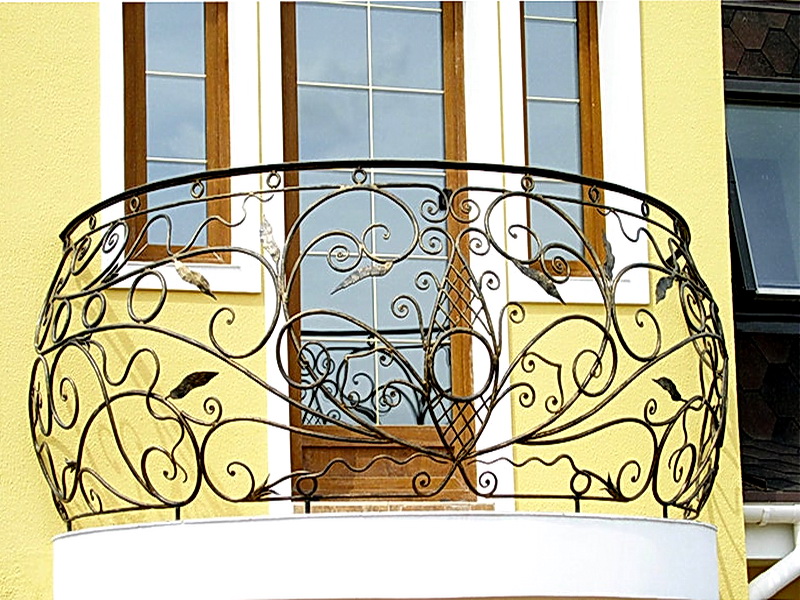 Кованые балконные ограждения N 4114