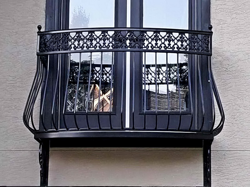 Кованые балконные ограждения N 4139