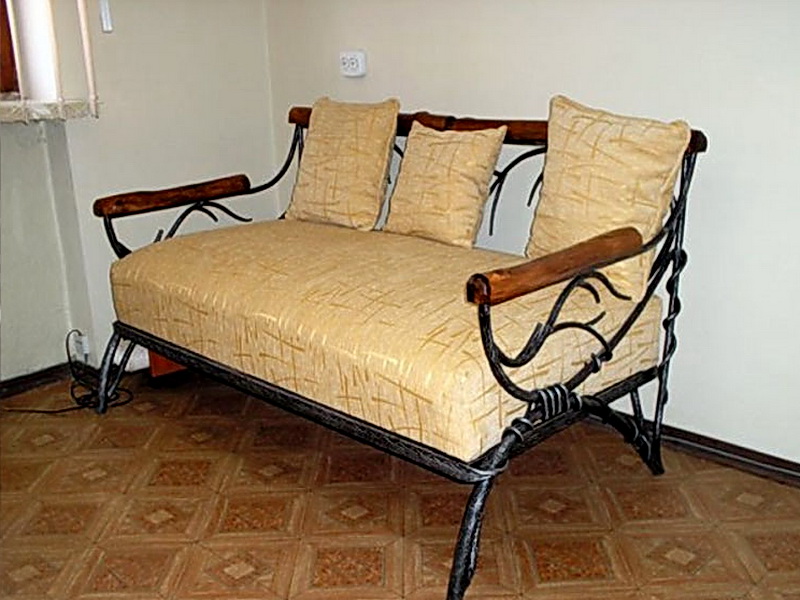 Кованый диван N 15068