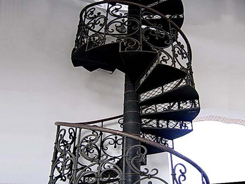 Кованая каркасная лестница N 3-4011