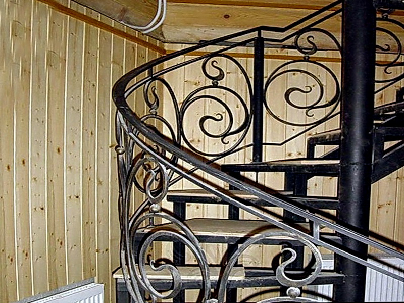 Кованая каркасная лестница N 3-4028