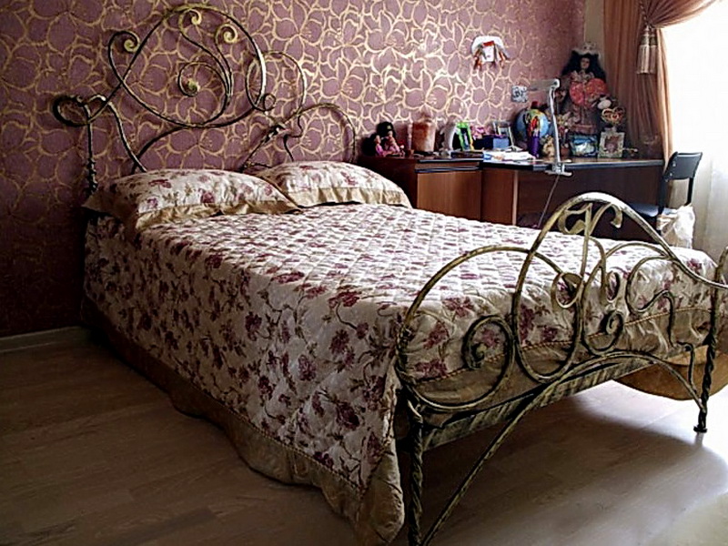 Кованая кровать N 10633