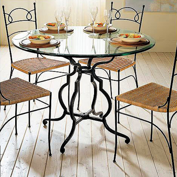 Кованые столы и стулья украсят вашу кухню, дачу , сад